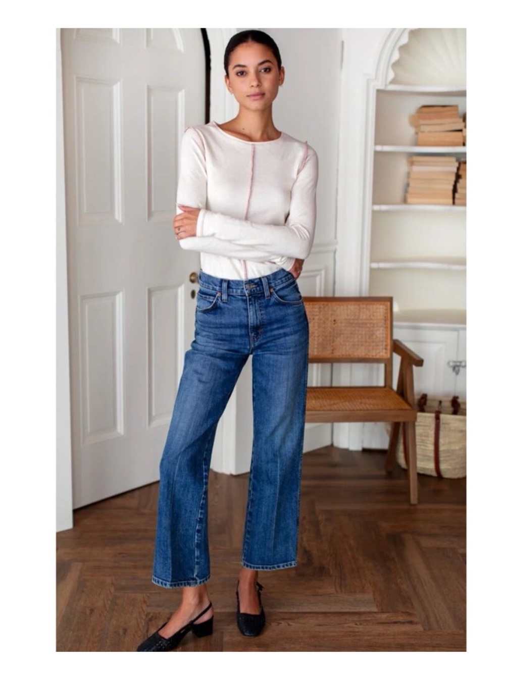 Twin doves Classic High-Rise Straight Jeans in Medium Blue